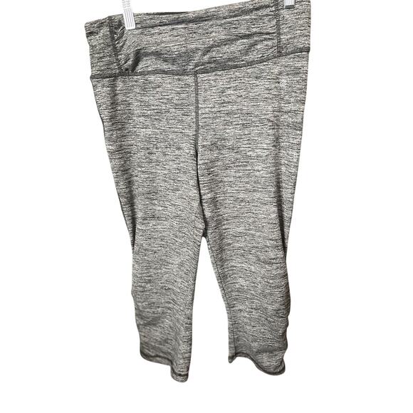 Tangerine Women's Medium Cropped Leggings Activewear Zip Ankle - Picture 2 of 5